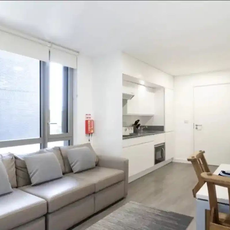 3 Bed Apartment - Photo 1