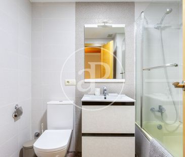 Flat for rent in Plaza del Ayuntamiento - Photo 4