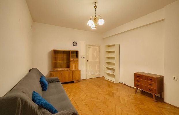 Mokotów | 2 pokoje | Kamienica | Oddzielna kuchnia - Фото 1