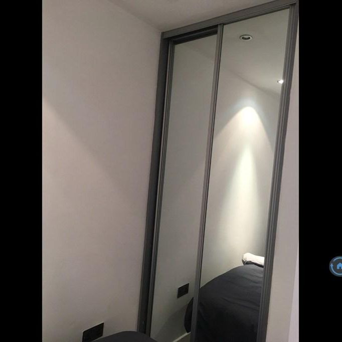 Studio to rent - Photo 1