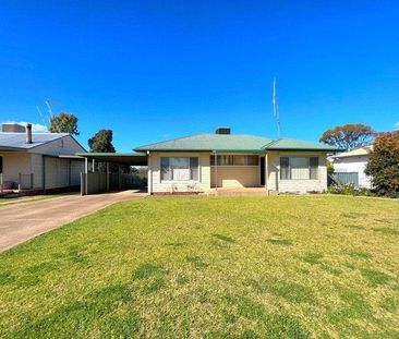 Comfortable and conveniently located - 3 bedroom home. - Photo 6