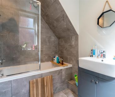 2 bed flat to rent in Sandringham Road, South Gosforth, NE3 - Photo 3