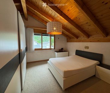 Charmante 4.5-Zimmer-Maisonette-Wohnung mit Bergblick in Felsberg - Foto 6