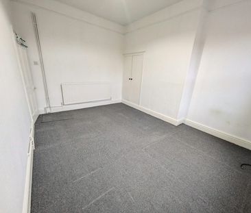 Duplex to rent on - Photo 5