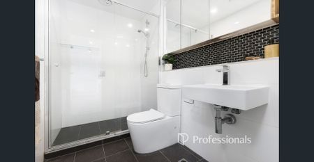 Stylish Urban Living in a Prime Caulfield Location - Photo 5