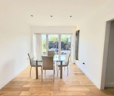 Federal Road, Perivale, Greenford, UB6 - Photo 2
