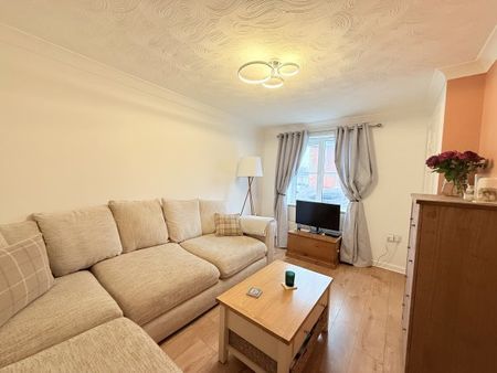 Chestnut Drive, Creswell, S80, Property for rent - Photo 5