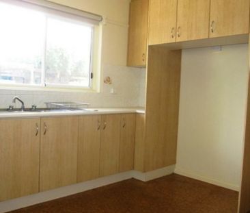 Perfect for students or small family! - Photo 3