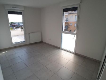 APPARTEMENT T3 56M - Photo 5