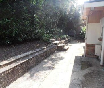 Branksome Wood Road, BH2 - Photo 2