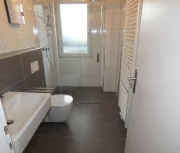 *** Attraktiver Lebensraum in ruhiger Wohnlage! Sanierte 2-Zi.-Whg.... - Photo 1