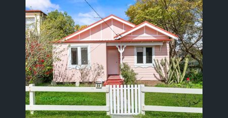 Charming Family Home in Prime Northmead Location - Photo 5