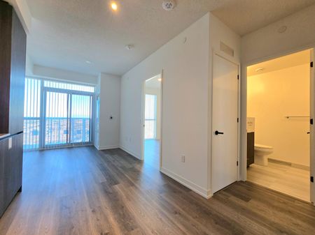 For Lease - 8 Interchange Way Unit# 3305, Vaughan, Ontario - Photo 2