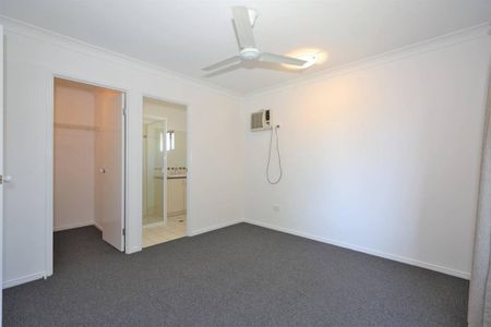 Large Family Home - Photo 3