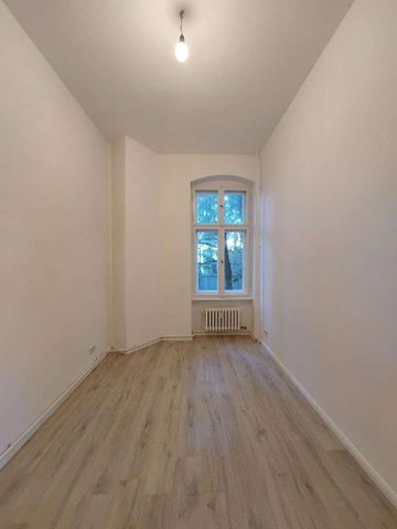 Individuell geschnittene 2-Zimmer-Wohnung mit Balkon steht zur Vermietung! - Foto 2