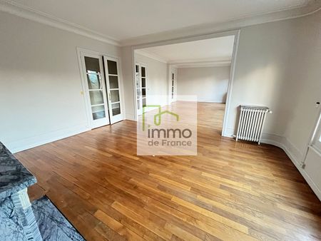 Location Appartement 5 pièces 195m² - Photo 2