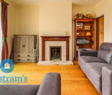 4 bed Shared House for Rent - Photo 2