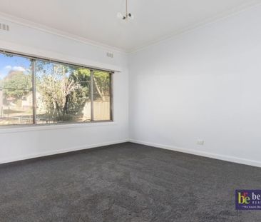 Convenient Living in the Heart of Flora Hill - Photo 2