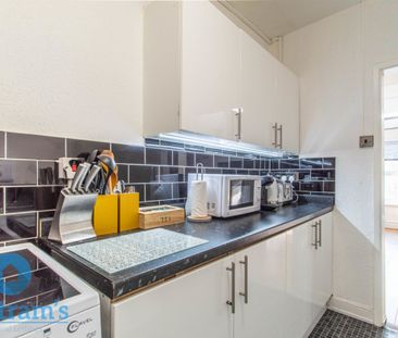 1 bed Studio for Rent - Photo 2