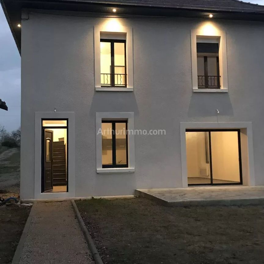 Location Maison 4 pièces 81 m2 à Les Avenières Veyrins-Thuellin - Photo 1