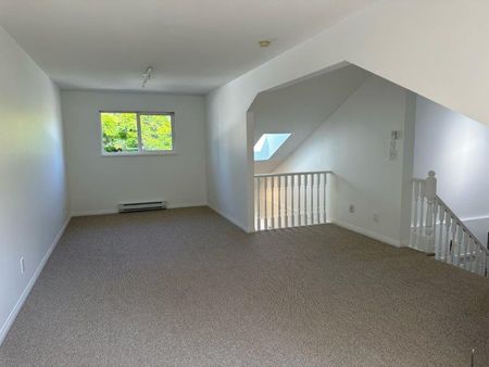 The Gardens - Corner Unit Rancher, 2 Bed/Upper Loft/2 Bathroom - Photo 2