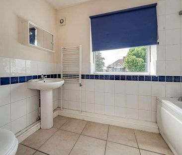 Victoria Road, Ruislip, HA4 - Photo 6