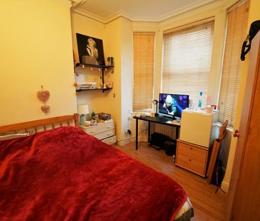 4 bedroom house to rent - Photo 3