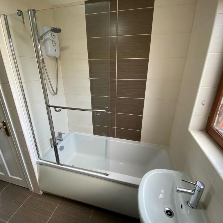 10 The Pines, Culcavy Road, Hillsborough, BT26 6NT - Photo 1