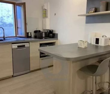Location Meublée - Menton vieille ville - 2 pièces - Photo 2