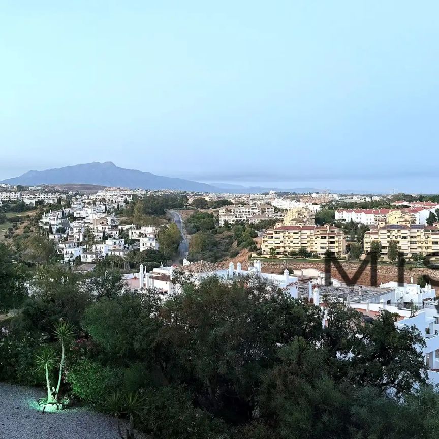Estepona - Photo 1