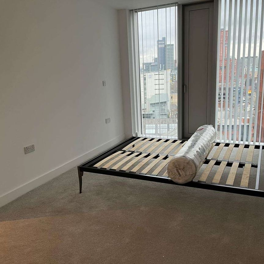1 Bed Flat, Port St, M1 - Photo 1