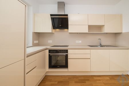 Tiefgarage, Terrasse, neuwertiger Zustand - Tolle Zweizimmerwohnung im Süden Salzburgs - Photo 5