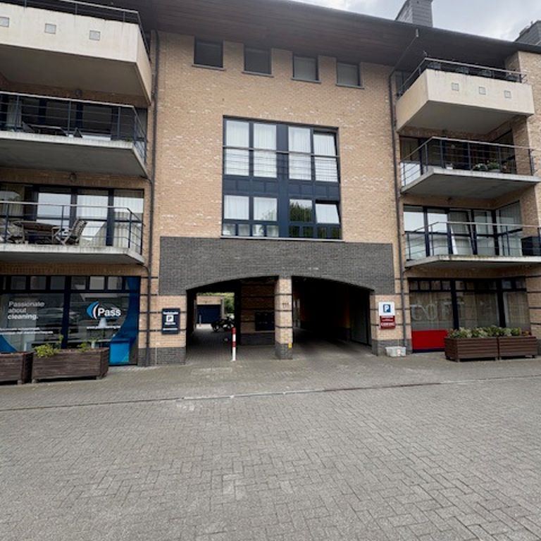 Appartement te huur - Photo 1