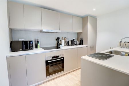 2 bedroom flat to rent - Photo 4