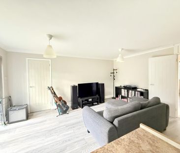 2 bedroom ground floor maisonette to rent - Photo 1