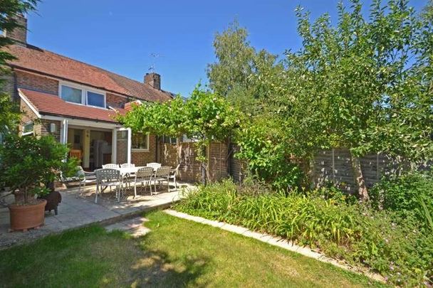 Coldwaltham, West Sussex, RH20 - Photo 1