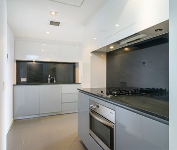 Ikon - 1 Bedroom Apartment with Carspace - Photo 6