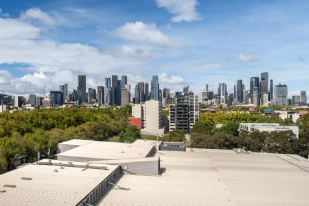 The Feel. Convenience, Views & Lifestyle Living! - Photo 3