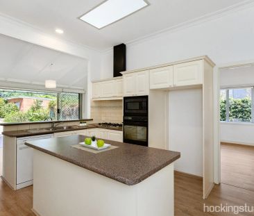 122 Winmalee Road, Balwyn. - Photo 5