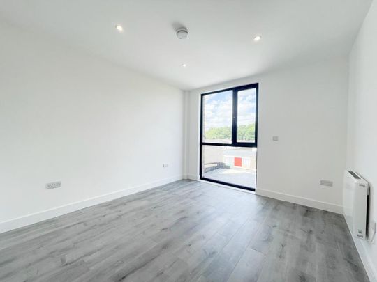 2 bedroom flat to rent - Photo 1