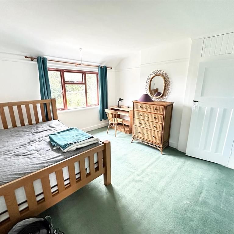 1 bedroom in a house share to rent - Photo 1