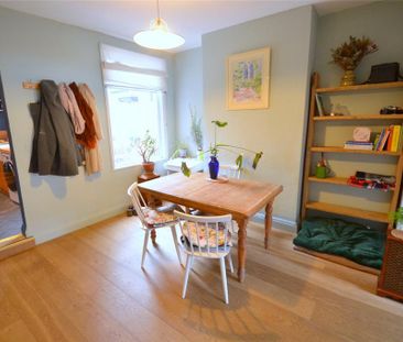 3 bedroom terraced house to rent - Photo 2