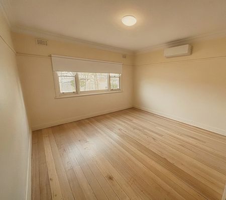 41 Byfield Street, Reservoir VIC 3073 - House For Rent | Domain - Photo 4