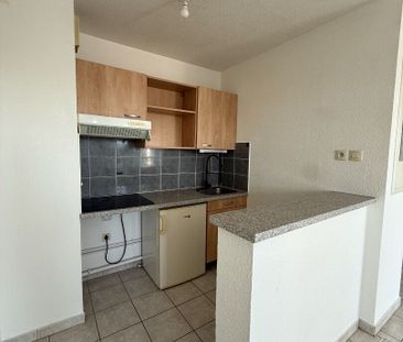 Location Appartement 2 pièces 40m² - Photo 2