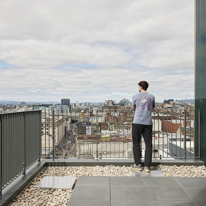 1 bedroom penthouse to rent - Photo 1