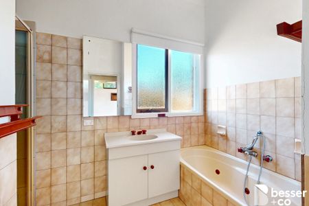 49 Wright Street, McKinnon VIC 3204 - House For Rent | Domain - Photo 5