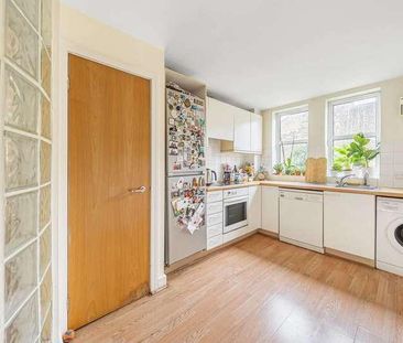 Equity Square, Bethnal Green, E2 - Photo 2