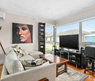 Quiet Block | Bayside Location | Walking Distance - Photo 4