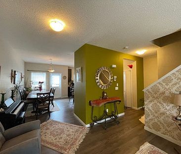 71 Evansridge Crt NW, Calgary - Photo 1