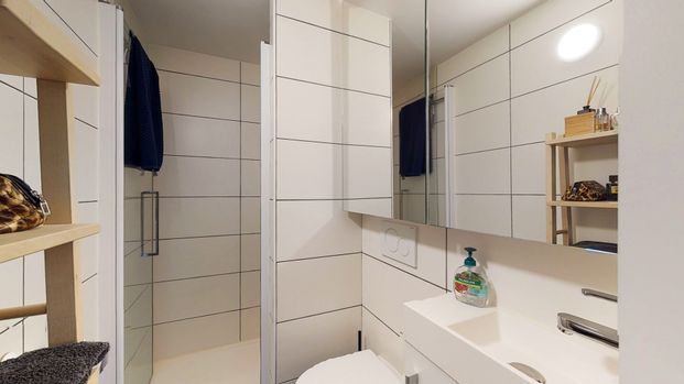 Spacious, furnished studio - Photo 1